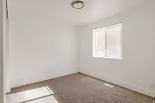 1033 W 500 S, Logan, UT 84321 - Photo 8