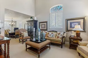 1074 E Black Forest Dr S, Sandy, UT 84094 - Photo 4