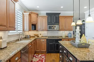 1074 E Black Forest Dr S, Sandy, UT 84094 - Photo 8