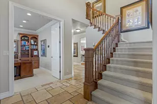 1074 E Black Forest Dr S, Sandy, UT 84094 - Photo 2