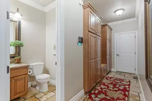 1074 E Black Forest Dr S, Sandy, UT 84094 - Photo 14