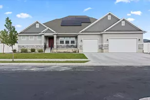 4832 N Frary Peak Way E, Eagle Mountain, UT 84005 - Photo 2