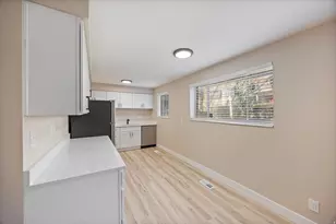 2220 E Murray Holladay Rd, Holladay, UT 84117 - Photo 8