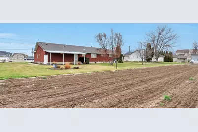 3855 W 2600 N, Plain City, UT 84404 - Photo 22