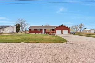 3855 W 2600 N, Plain City, UT 84404 - Photo 18