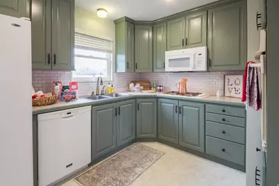 142 S 1350 W, Vernal, UT 84078 - Photo 8