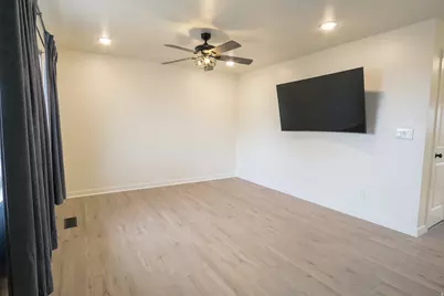 142 S 1350 W, Vernal, UT 84078 - Photo 2