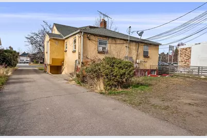 37 S 700 W, Provo, UT 84601 - Photo 4