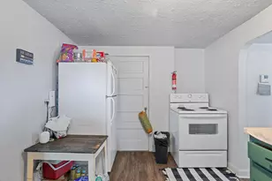 37 S 700 W, Provo, UT 84601 - Photo 26