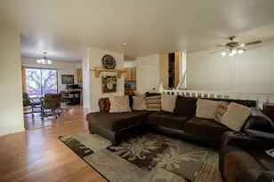 430 W 100 N, Clearfield, UT 84015 - Photo 4