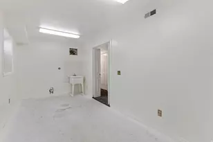 2466 S Woodland Dr, Uintah, UT 84403 - Photo 26