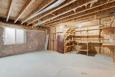 4732 S West Park Dr, Roy, UT 84067 - Photo 36