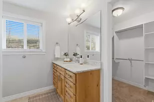 4732 S W Pk Dr, Roy, UT 84067 - Photo 18