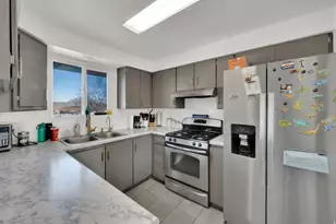 5240 W Cherrywood Ln, West Valley, UT 84120 - Photo 6