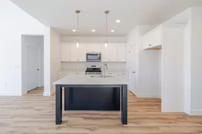 965 N 4020 W #462, Lehi, UT 84048 - Photo 4