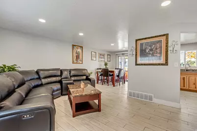 3914 S Manhatten Dr, West Valley, UT 84120 - Photo 8