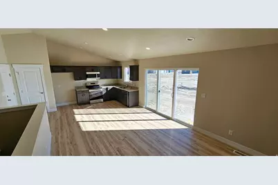 2322 E Yellow Blossom St #480, Eagle Mountain, UT 84005 - Photo 4