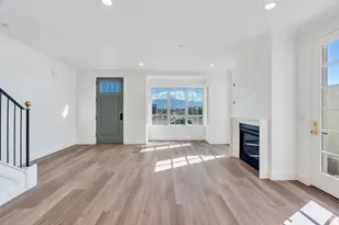 5638 W Hawthorn Ln, Herriman, UT 84096 - Photo 2