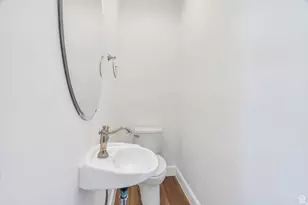 5638 W Hawthorn Ln, Herriman, UT 84096 - Photo 8