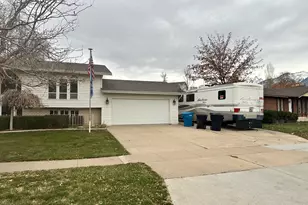 3700 S River Valley Dr W, Riverdale, UT 84405 - Photo 22