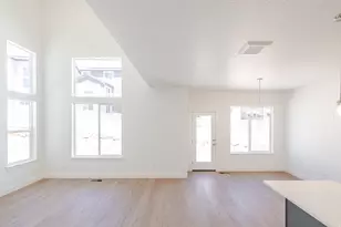 1526 W Banner Dr, Saratoga Springs, UT 84045 - Photo 16