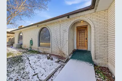 5071 S Clover Dr, Murray, UT 84123 - Photo 4