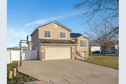 1406 W 2500 S, Woods Cross, UT 84087 - Photo 2