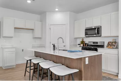 289 E Levengrove Dr #226, Lehi, UT 84048 - Photo 6