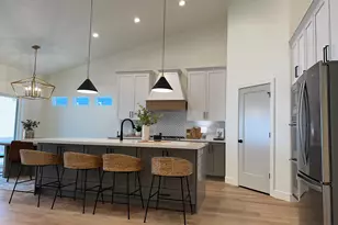 1444 N Starry Wy, Saratoga Springs, UT 84045 - Photo 6