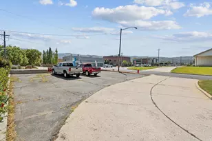 990 S 500 W, Woods Cross, UT 84010 - Photo 20