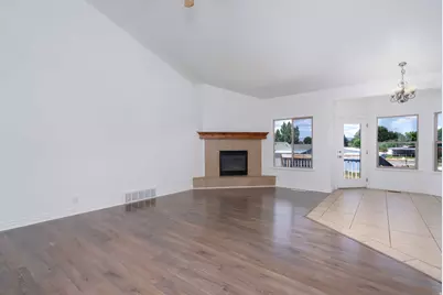 51 E 1100 S, Vernal, UT 84078 - Photo 8