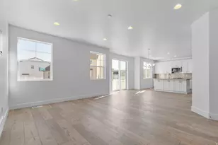 578 N Briarwood Ln, Lindon, UT 84042 - Photo 6