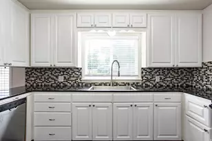 395 N 1st St, Tooele, UT 84074 - Photo 10