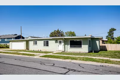 395 N 1st St, Tooele, UT 84074 - Photo 20