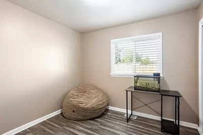 395 N 1st St, Tooele, UT 84074 - Photo 16