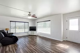 395 N 1st St, Tooele, UT 84074 - Photo 2