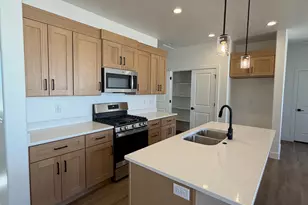 4944 N 925 E, Enoch, UT 84721 - Photo 10