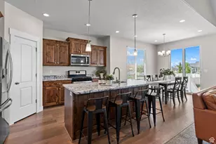 787 N 300 W, Mapleton, UT 84664 - Photo 4