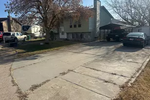 654 W 550 N, Clearfield, UT 84015 - Photo 2