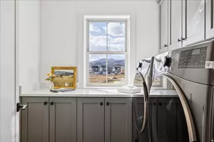 6812 W Namaste Dr, South Jordan, UT 84009 - Photo 30