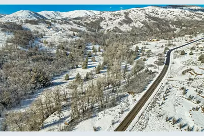 2727 Evergreen Dr, Huntsville, UT 84317 - Photo 4