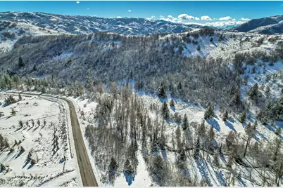 2727 Evergreen Dr, Huntsville, UT 84317 - Photo 14