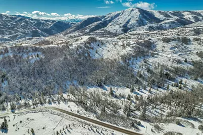 2727 Evergreen Dr, Huntsville, UT 84317 - Photo 16