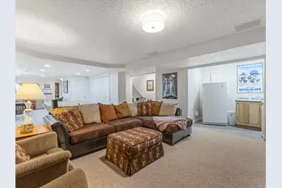 1137 W 2500 S, Syracuse, UT 84075 - Photo 22