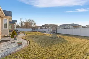 1137 W 2500 S, Syracuse, UT 84075 - Photo 34