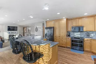 1137 W 2500 S, Syracuse, UT 84075 - Photo 6