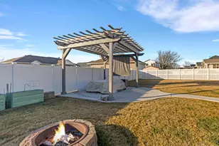 1137 W 2500 S, Syracuse, UT 84075 - Photo 32