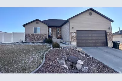 2126 E Ravine Rd, Enoch, UT 84721 - Photo 2