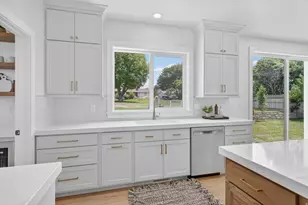 890 N Whipple Dr, Lehi, UT 84043 - Photo 22