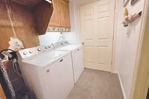 180 S 70 W, Orem, UT 84058 - Photo 28
